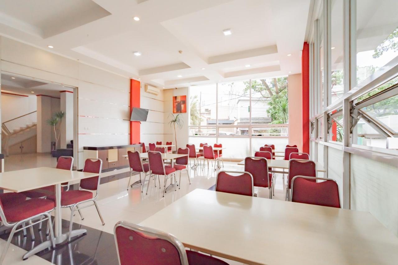 Urbanview Hotel Grand Malabar Bandung Exterior foto